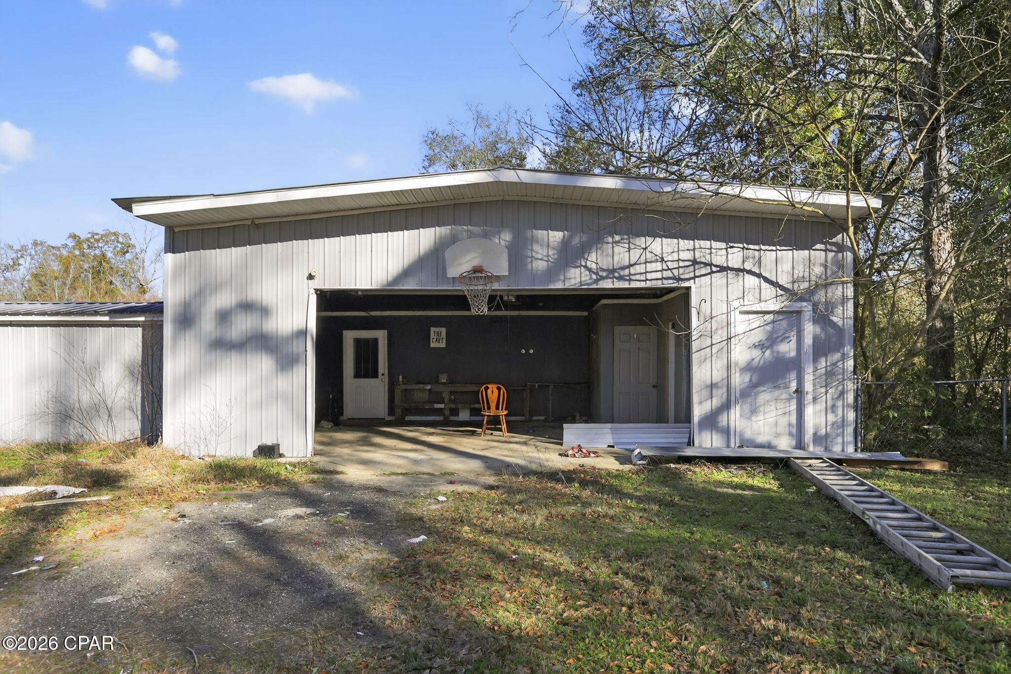 3136 Aycock Road Cottondale, FL 32431 - Photo 15 of 18