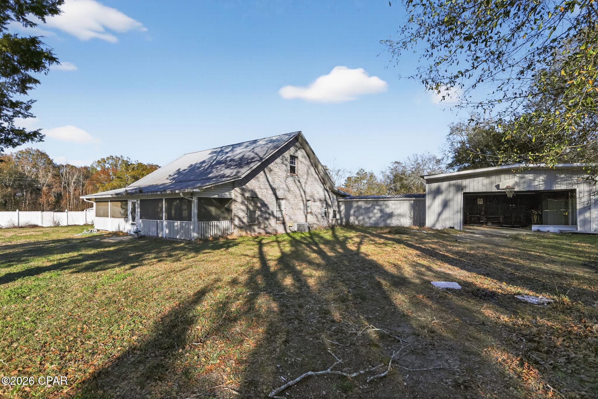 3136 Aycock Road Cottondale, FL 32431 - Photo 16 of 18