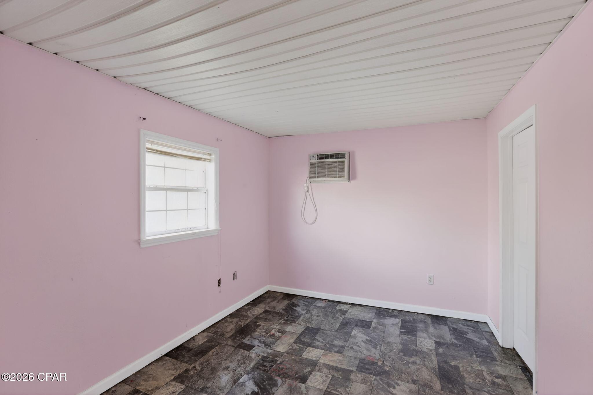 3136 Aycock Road Cottondale, FL 32431 - Photo 9 of 18