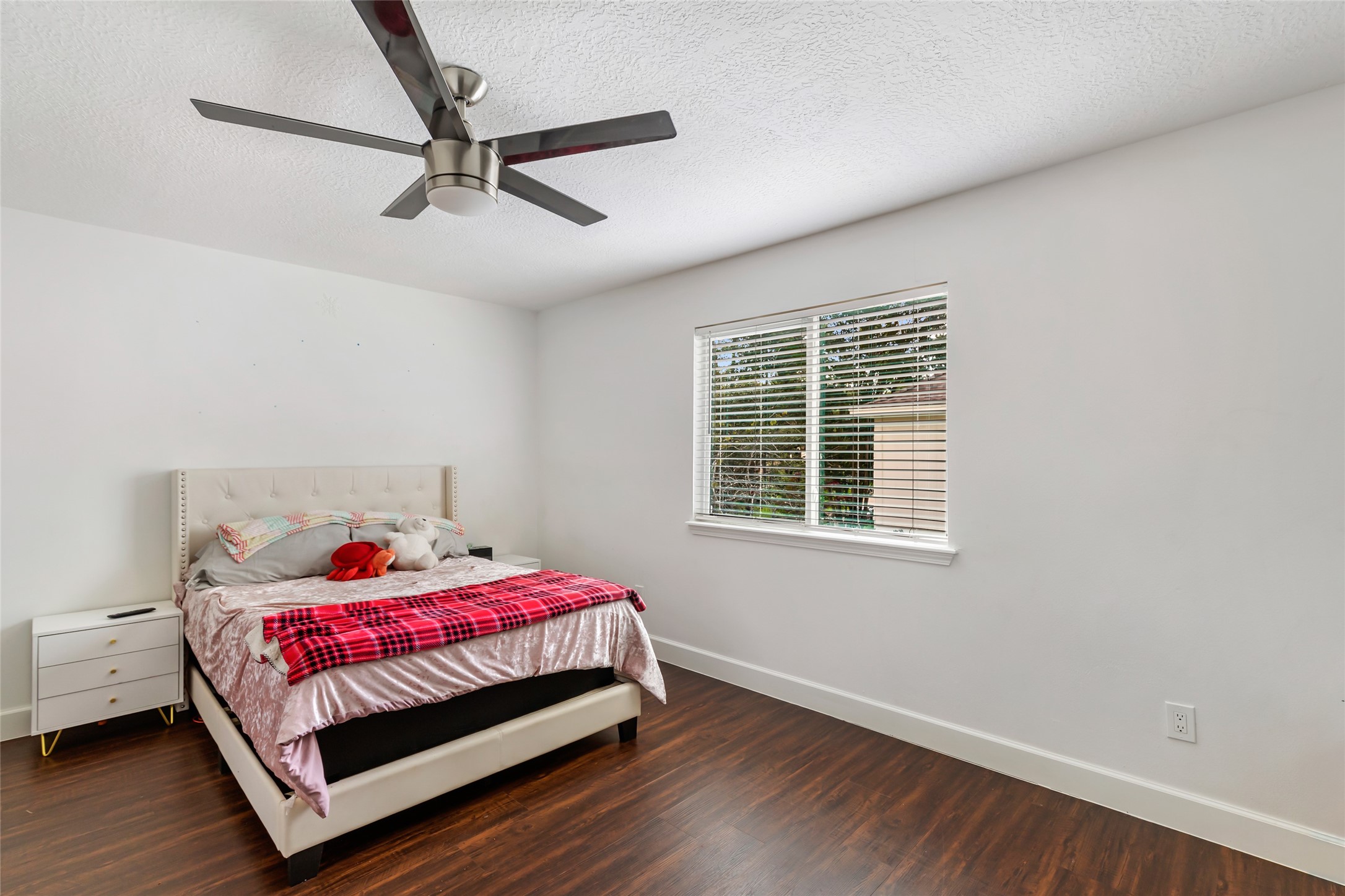 5419 Summerfield Lane Spring, TX 77379 - Photo 27 of 35
