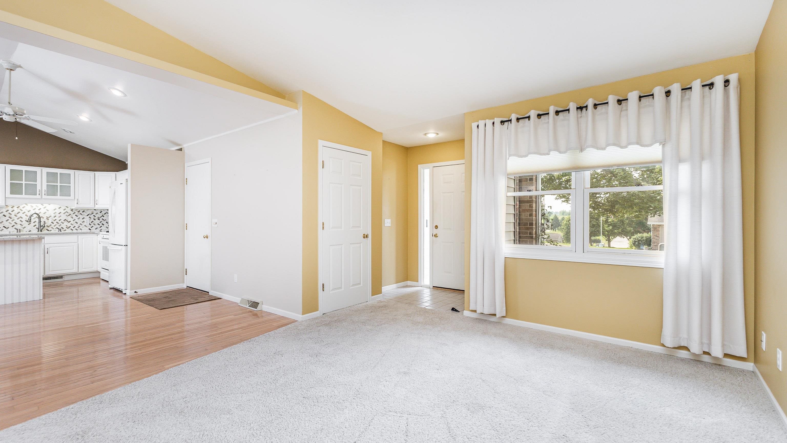 5125 Valley Forge Road Dubuque, IA 52002 - Photo 12 of 36 Gallery Image 12