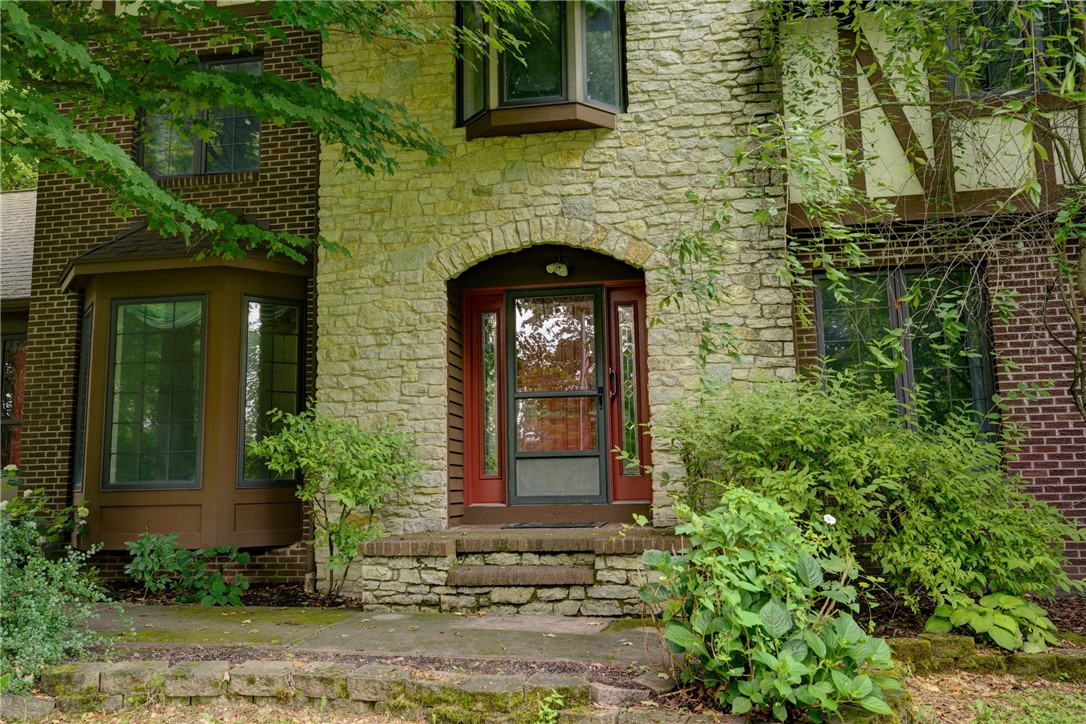 1398 Brace Road Victor, NY 14564 - Photo 2 of 38