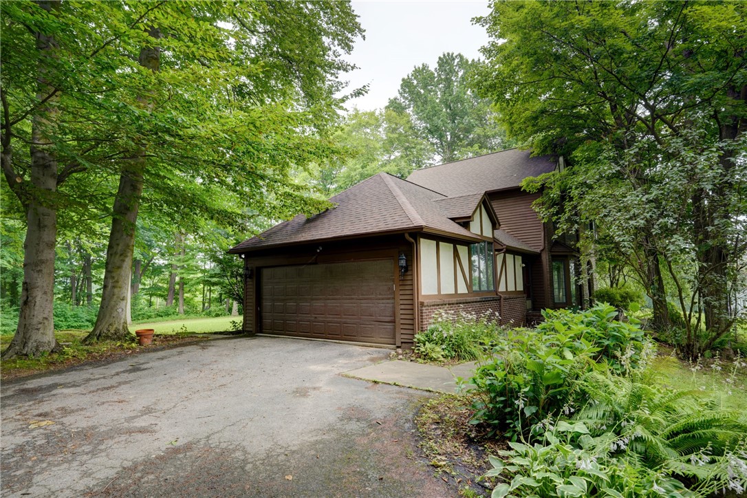 1398 Brace Road Victor, NY 14564 - Photo 4 of 38