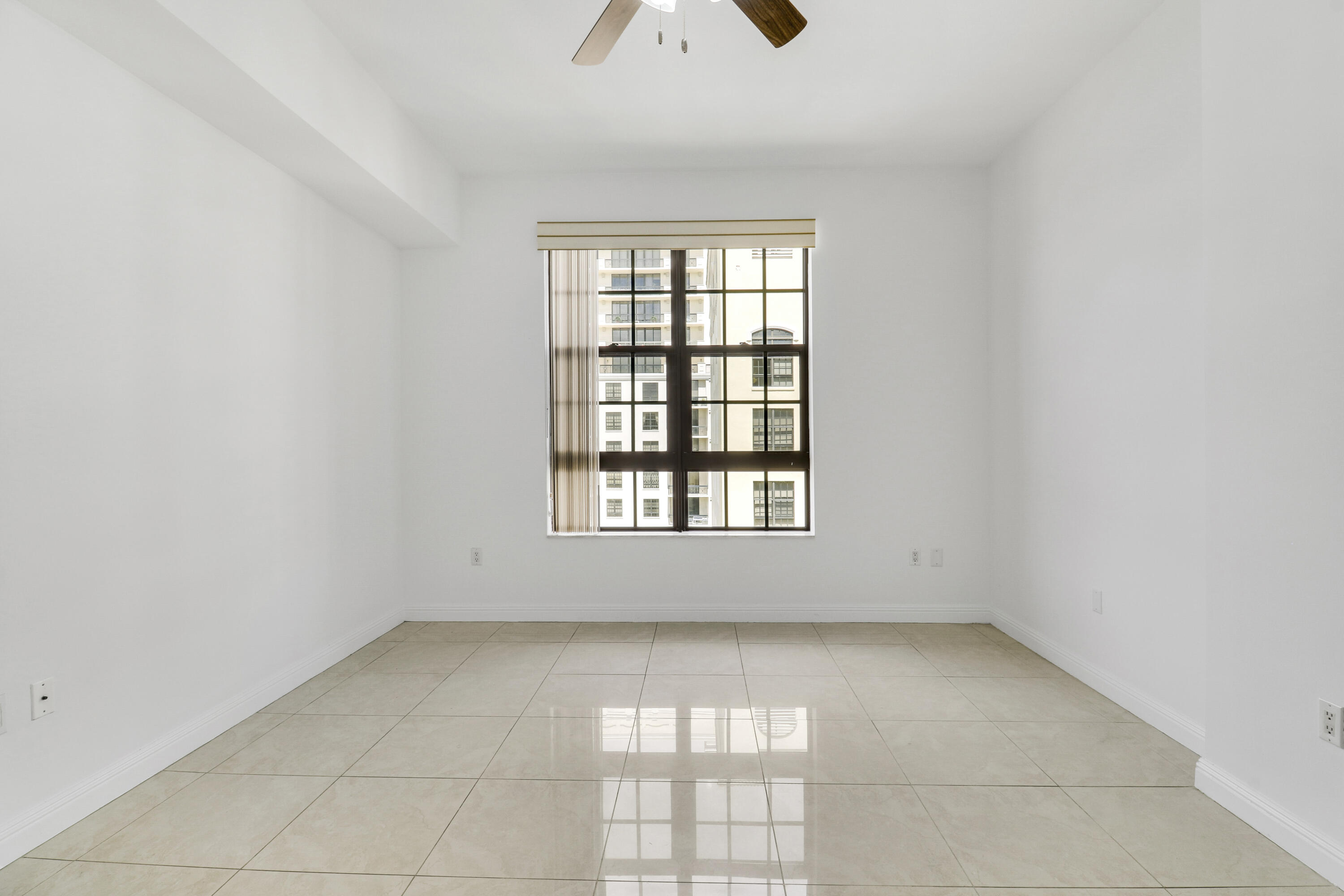 801 South Olive Avenue, Unit 1523 West Palm Beach, FL 33401 - Photo 18 of 38 Bedroom