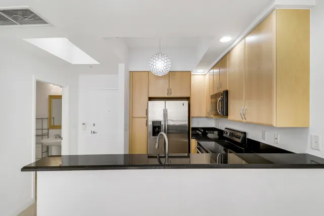 $2,900 | 801 South Olive Avenue, Unit 1523, West Palm Beach, FL 33401