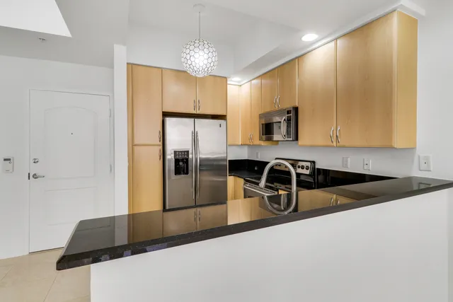 $2,900 | 801 South Olive Avenue, Unit 1523, West Palm Beach, FL 33401