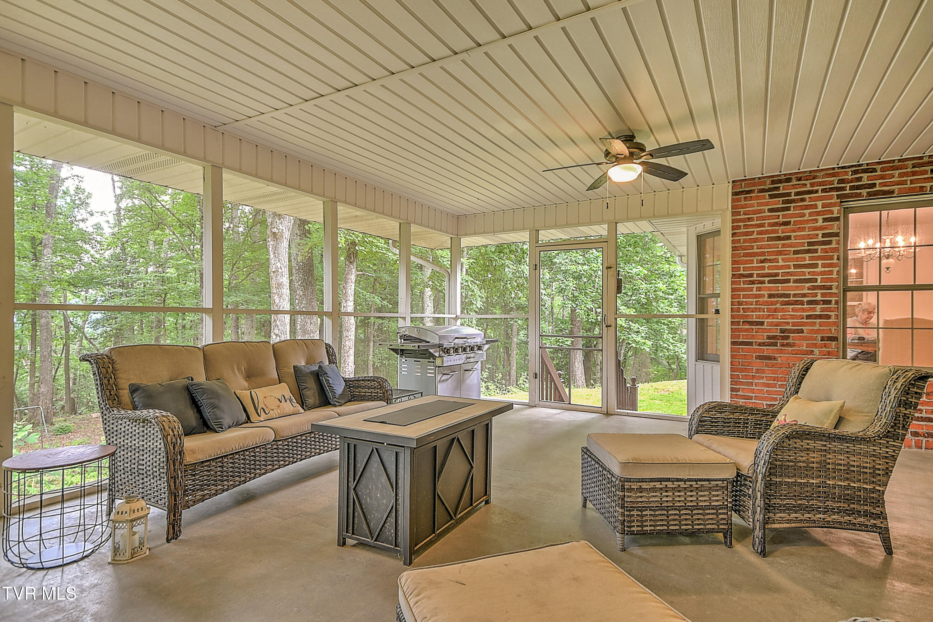145 Zeb Grindstaff Road Elizabethton, TN 37643 - Photo 47 of 68 145 Zeb Grindstaff JV-49