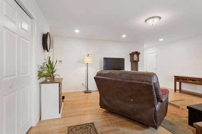 1206 South Duncan Road Champaign, IL 61821 - Photo 3 of 27 Gallery Image 3