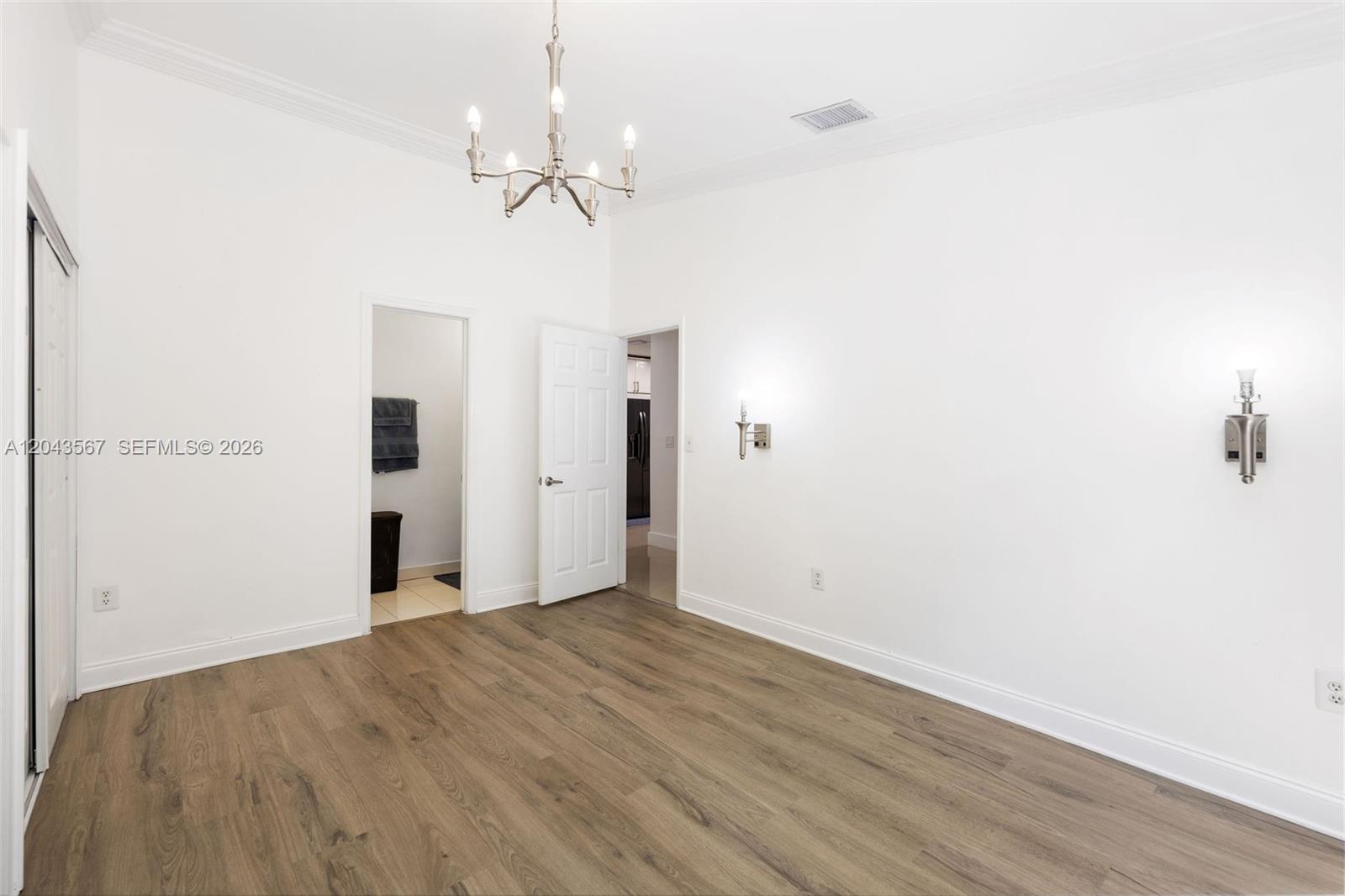 11527 Southwest 90th Street Miami, FL 33176 - Photo 13 of 26