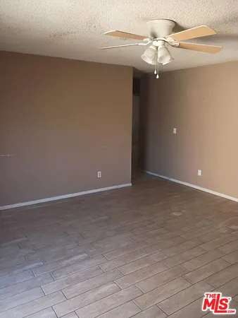 $1,675 | 12525 Kiowa Road, Unit 3, Apple Valley, CA 92308
