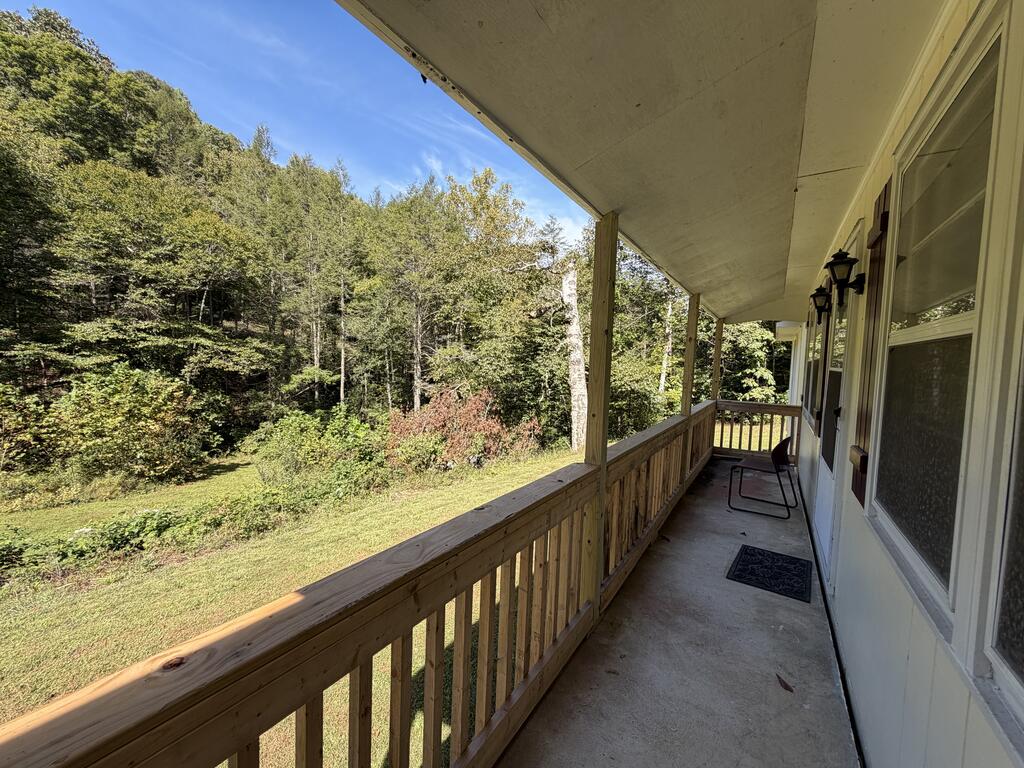 369 Trace Fork Road Chapmanville, WV 25508 - Photo 38 of 41 Gallery Image 38