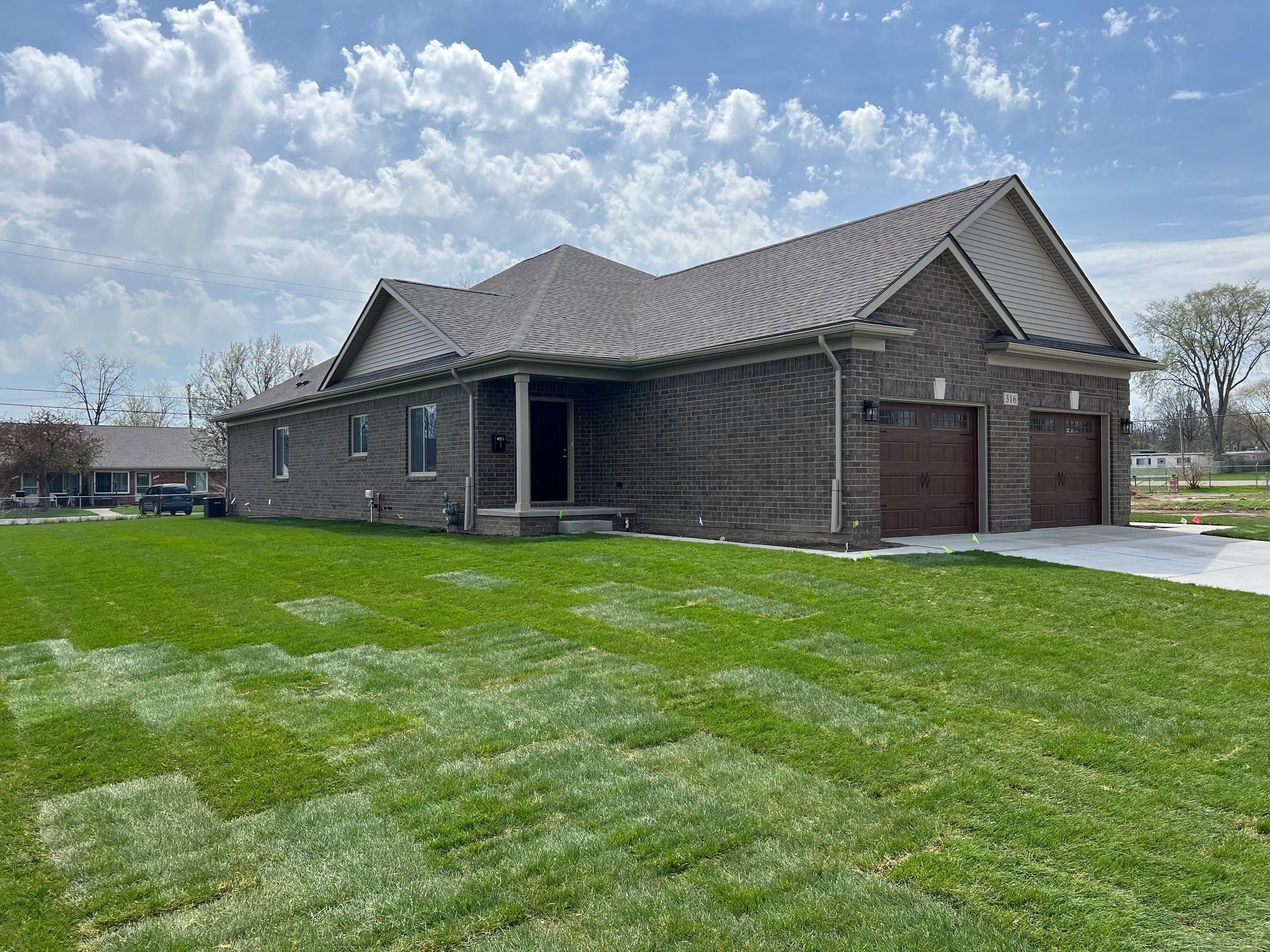 308 East Washington Street Romeo, MI 48065 - Photo 1 of 13