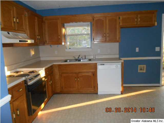 975 Glenn Chapel Road Gardendale, AL 35071 - Photo 3 of 11