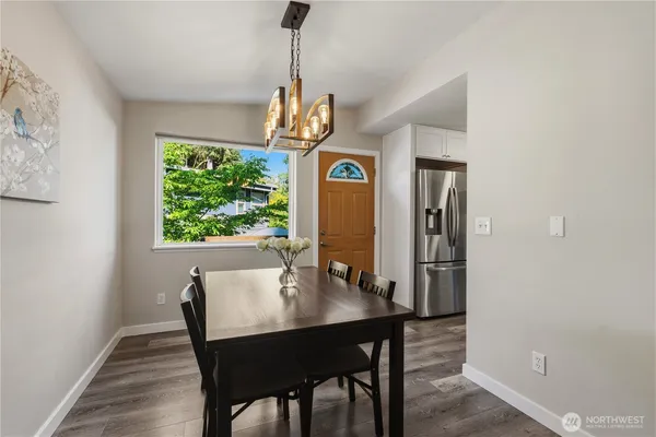 $4,600 | 12020 Northeast 83rd Street, Kirkland, WA 98033