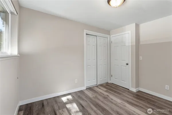 $4,600 | 12020 Northeast 83rd Street, Kirkland, WA 98033