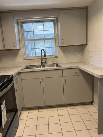 $1,699 | 9011 St Clair Lane, Port Richey, FL 34668