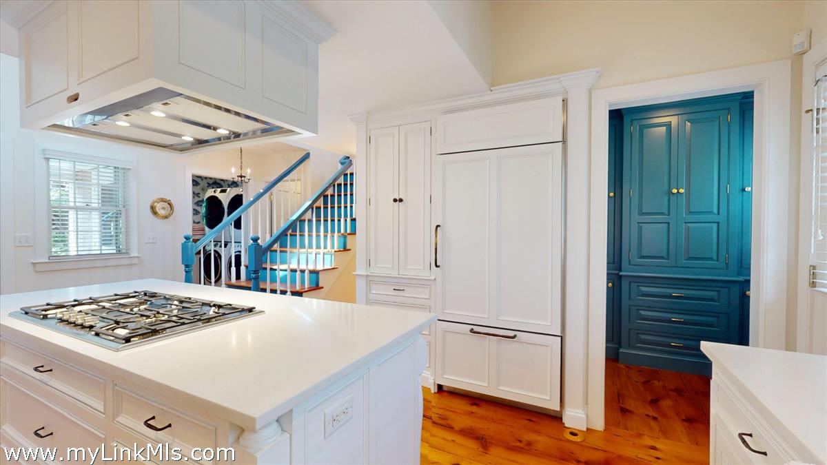 39 A Milk Street Nantucket, MA 02554 - Photo 16 of 56