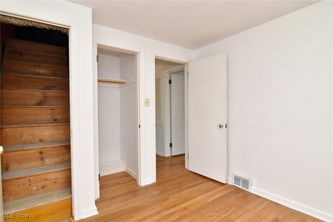 1062 Argonne Road Cleveland, OH 44121 - Photo 24 of 35 Gallery Image 24