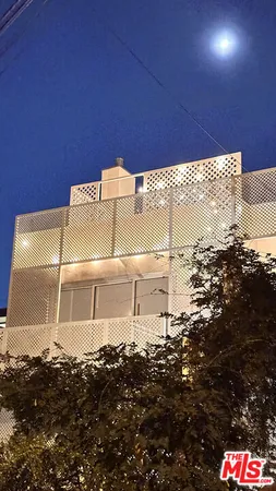 $7,000 | 444 West Ave 37, Los Angeles, CA 90065