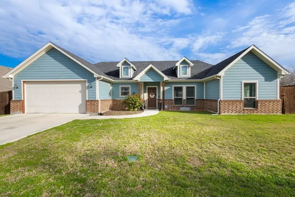 $2,500 | 500 West Mill Street, Decatur, TX 76234