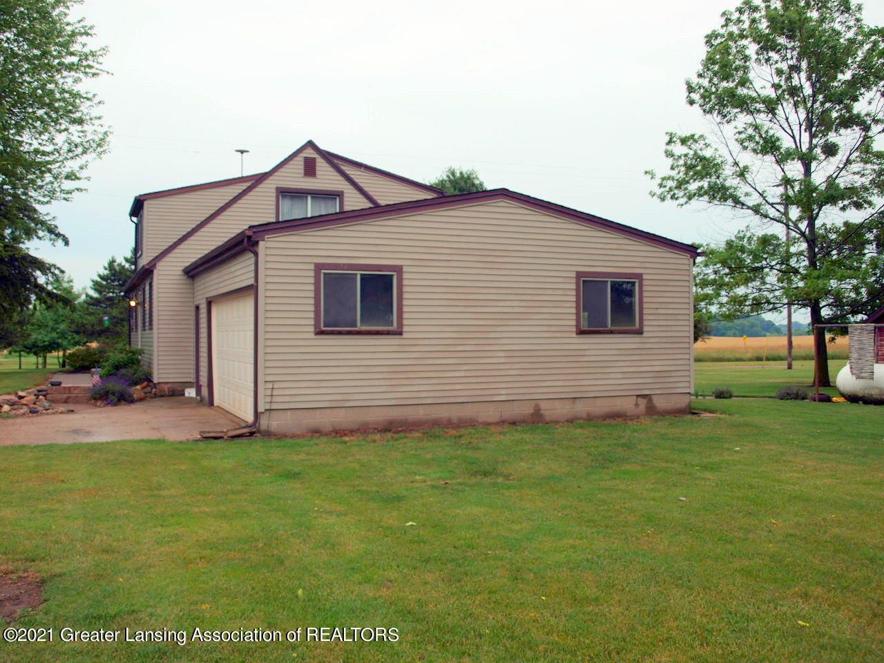 2821 West Centerline Road St. Johns, MI 48879 - Photo 6 of 55 P6246339