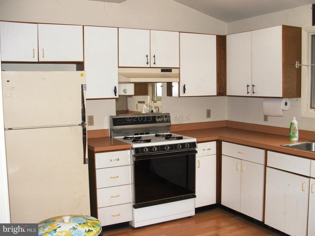 9432 Cropper Island Road Newark, MD 21841 - Photo 7 of 35
