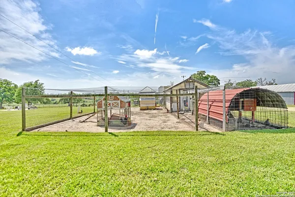 $3,189,850 | 2575 Old Mill Creek Road, Brenham, TX 77833