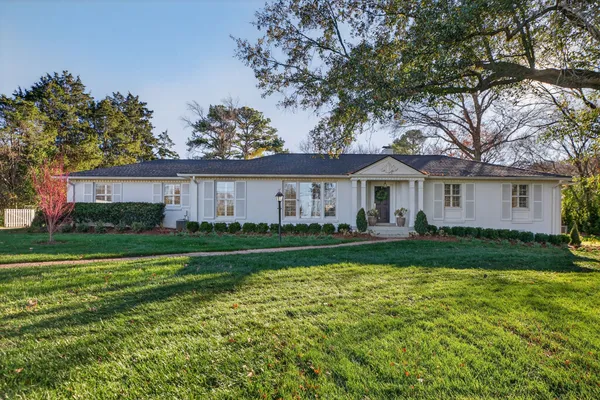 $10,000 | 1209 Tyne Boulevard, Nashville, TN 37215