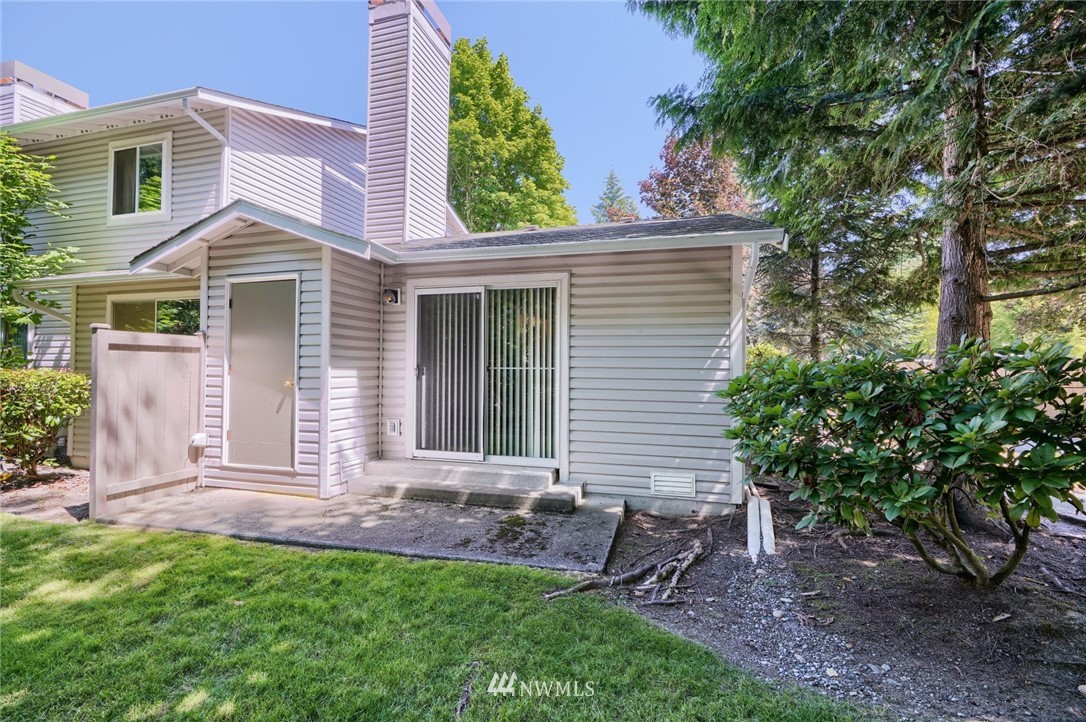 18910 Bothell Everett Highway, Unit G1 Bothell, WA 98012 - Photo 3 of 16 Gallery Image 3