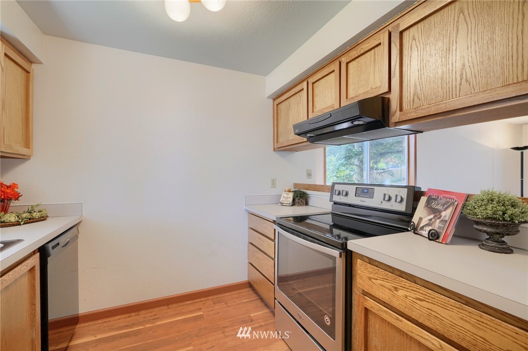 18910 Bothell Everett Highway, Unit G1 Bothell, WA 98012 - Photo 8 of 16 Gallery Image 8