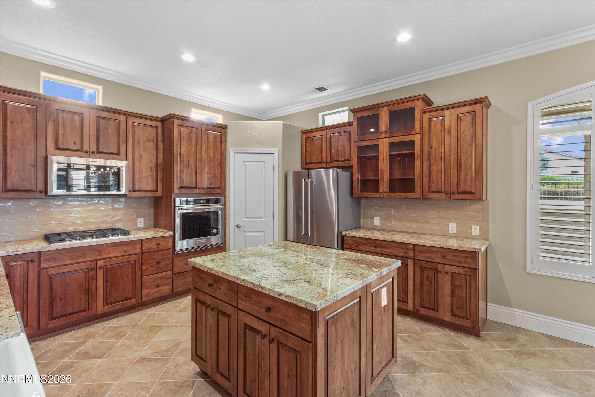 9900 Wilbur May Parkway, Unit 1902 Reno, NV 89521 - Photo 9 of 61 Kitchen