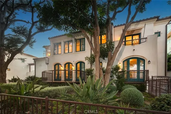 an aerial view of house with yard