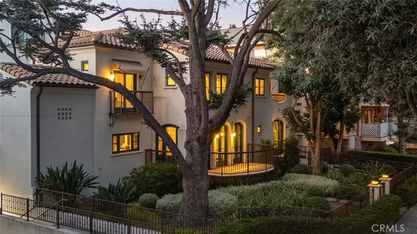 $1,880,000 | 188 South Sierra Madre Boulevard, Unit 8, Pasadena, CA 91107