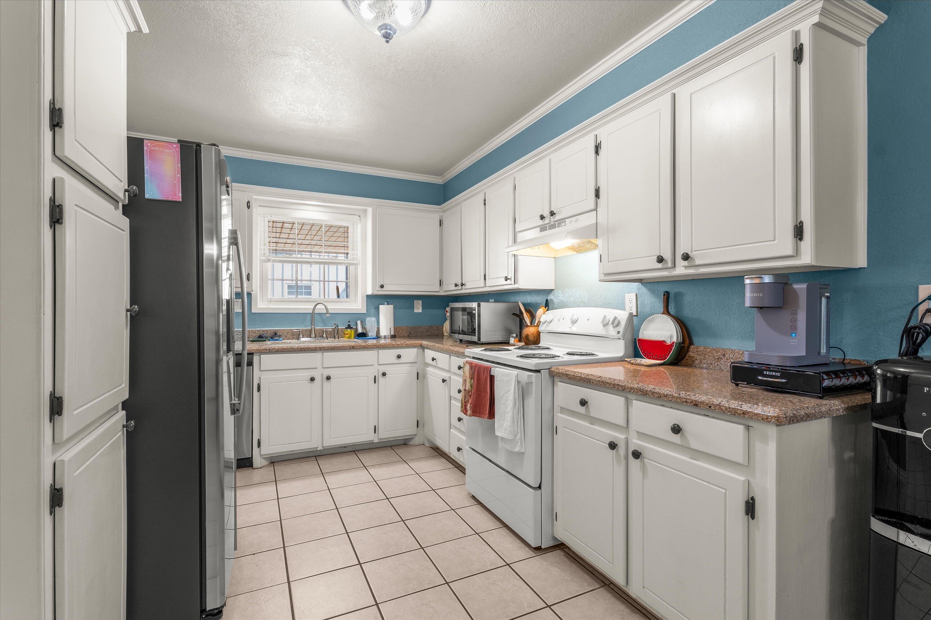 206 West 7th Street Sundown, TX 79372 - Photo 7 of 25 10-206 W 7th St