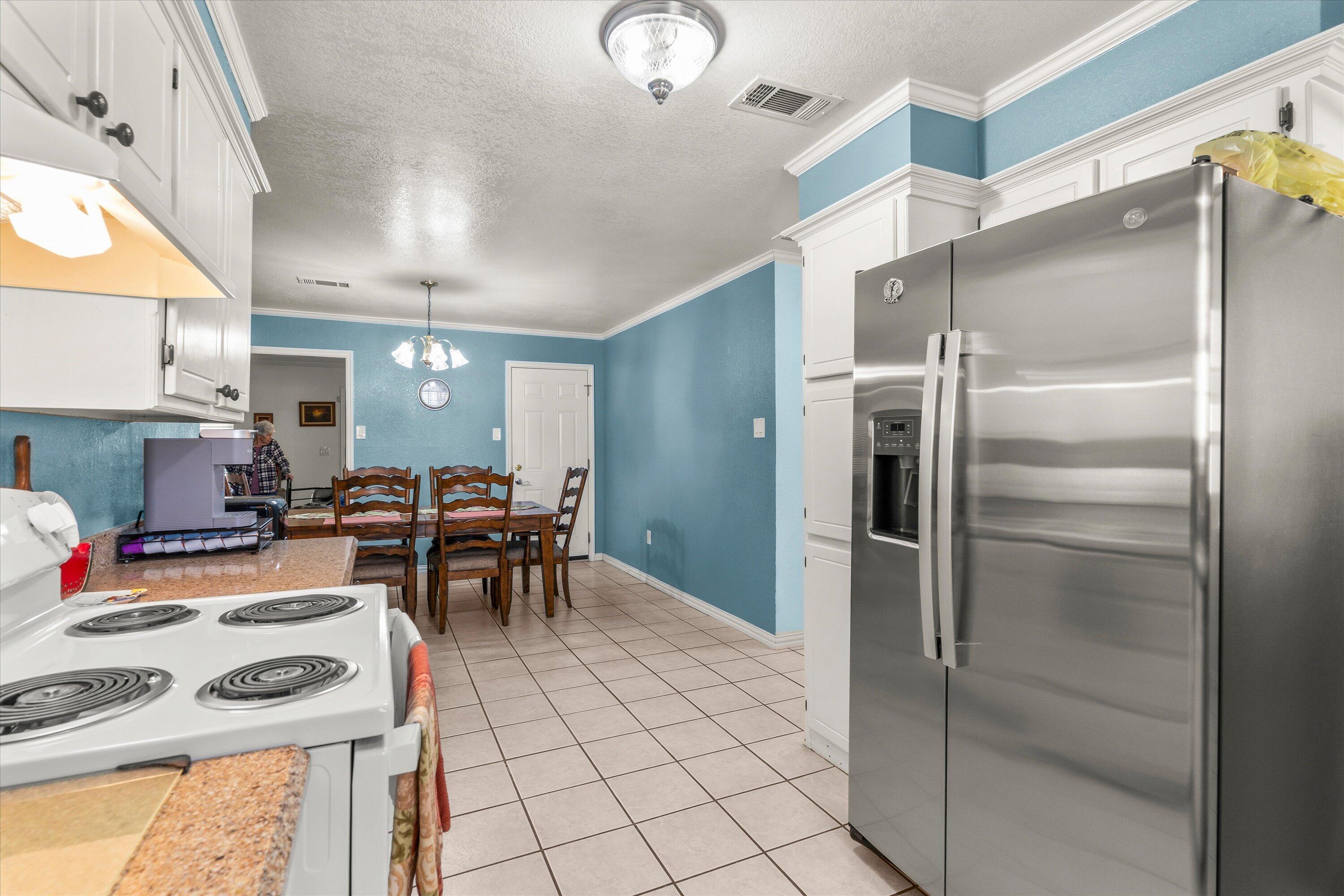 206 West 7th Street Sundown, TX 79372 - Photo 8 of 25 11-206 W 7th St