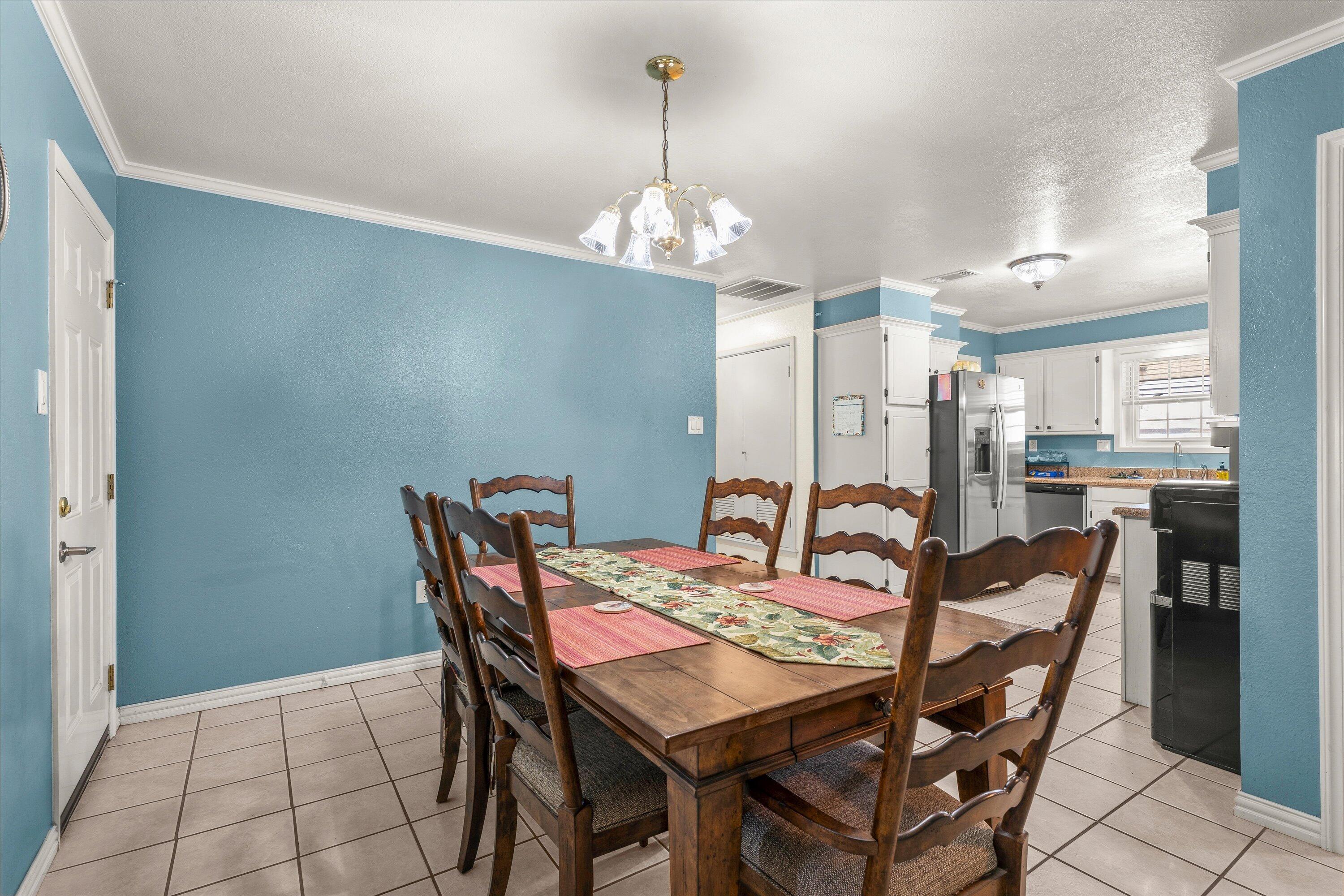 206 West 7th Street Sundown, TX 79372 - Photo 9 of 25 12-206 W 7th St