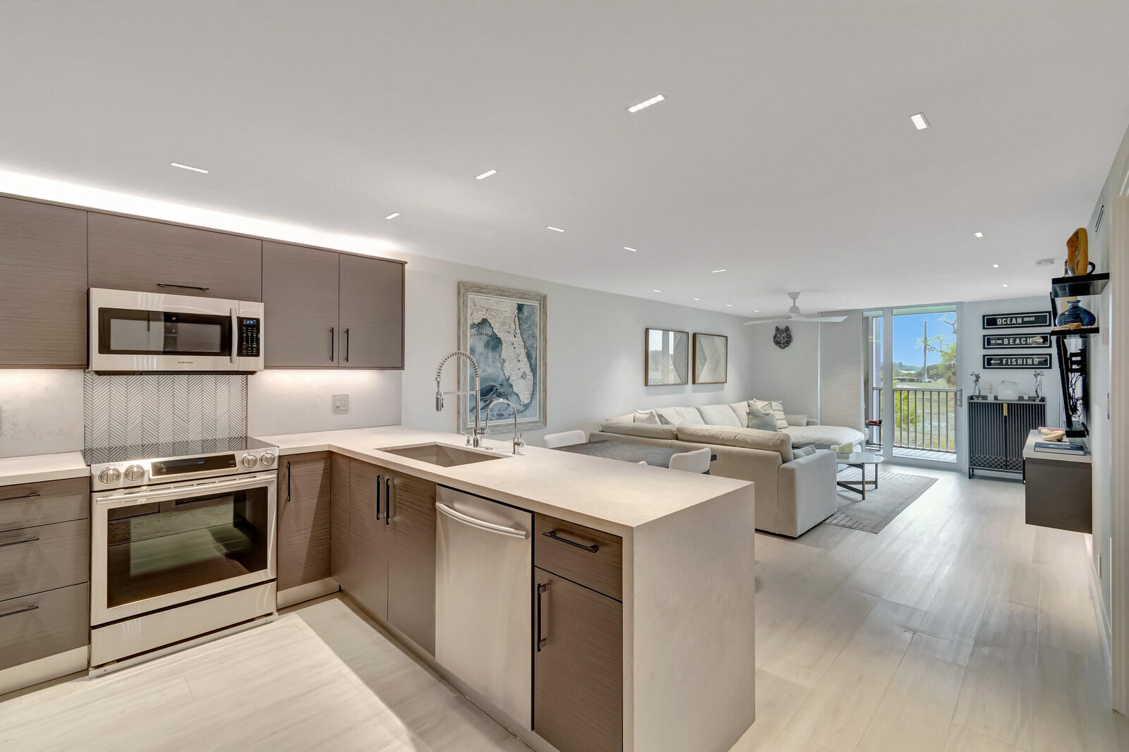 6699 Northwest 2nd Avenue, Unit 313 Boca Raton, FL 33487 - Photo 12 of 51 DSC_7637