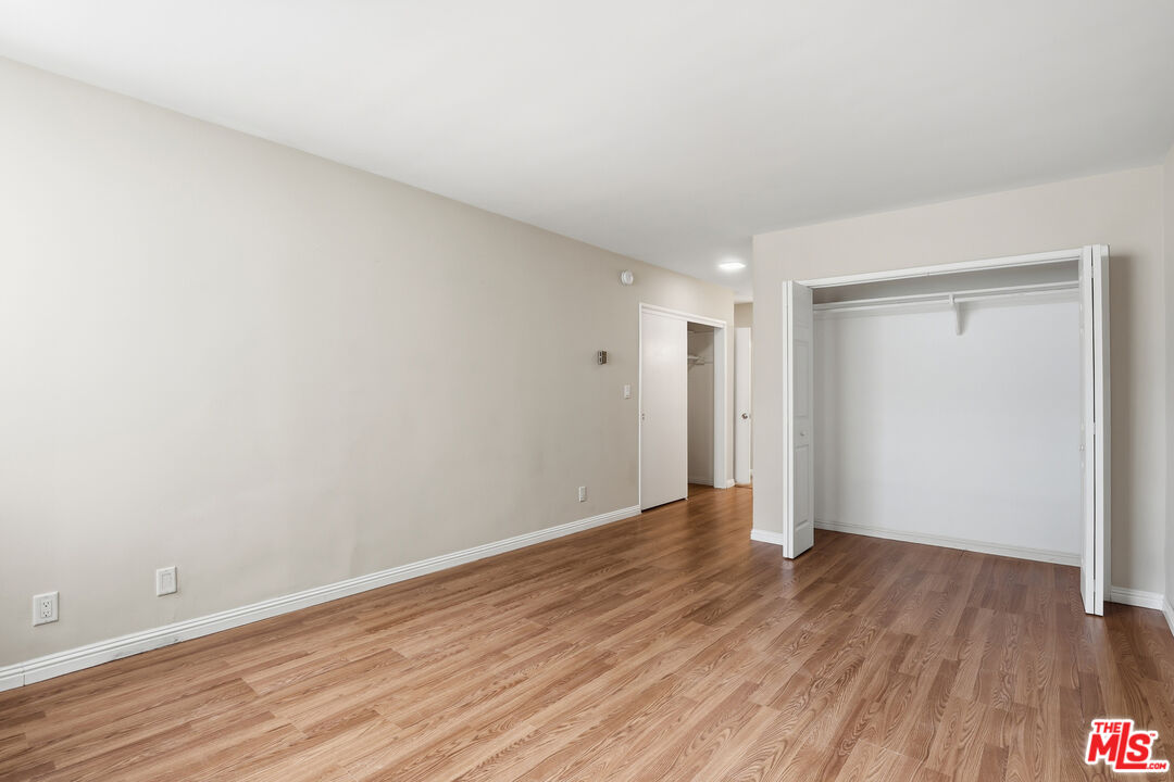 8701 Delgany Avenue, Unit 111 Playa del Rey, CA 90293 - Photo 6 of 21