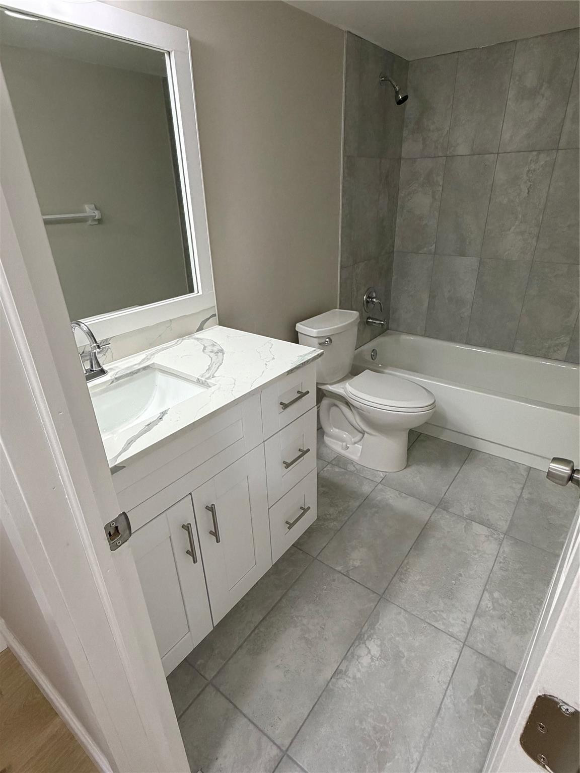 6800 Cypress Road, Unit 511 Plantation, FL 33317 - Photo 12 of 20 Photo 12