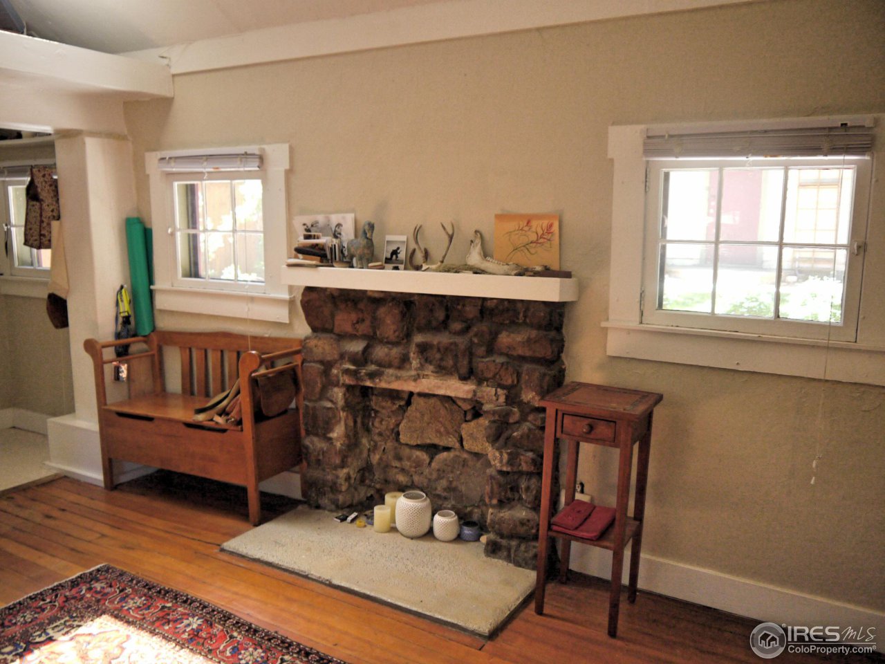 930 Lincoln Place Boulder, CO 80302 - Photo 32 of 40 Stone Cottage Interior