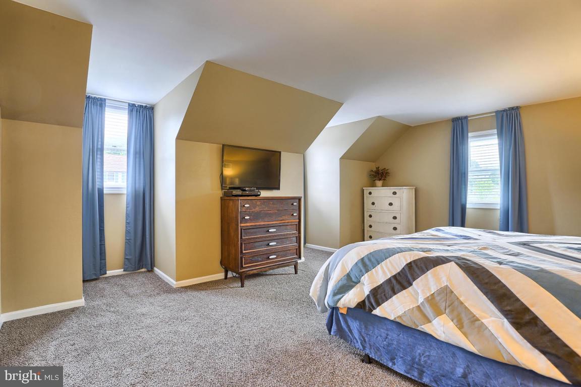 19 Edgewood Drive Lititz, PA 17543 - Photo 18 of 37 Gallery Image 18