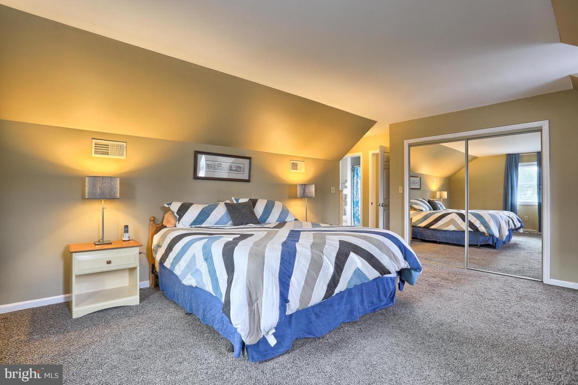 19 Edgewood Drive Lititz, PA 17543 - Photo 19 of 37 Gallery Image 19