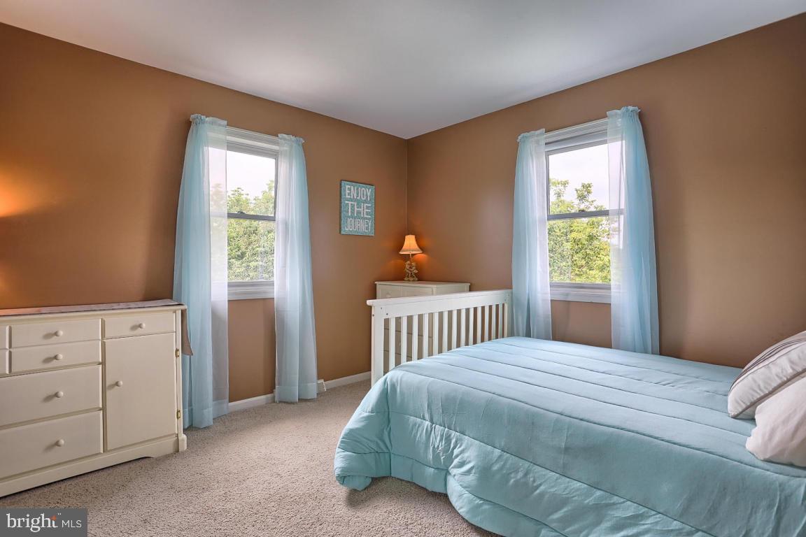 19 Edgewood Drive Lititz, PA 17543 - Photo 25 of 37 Gallery Image 25
