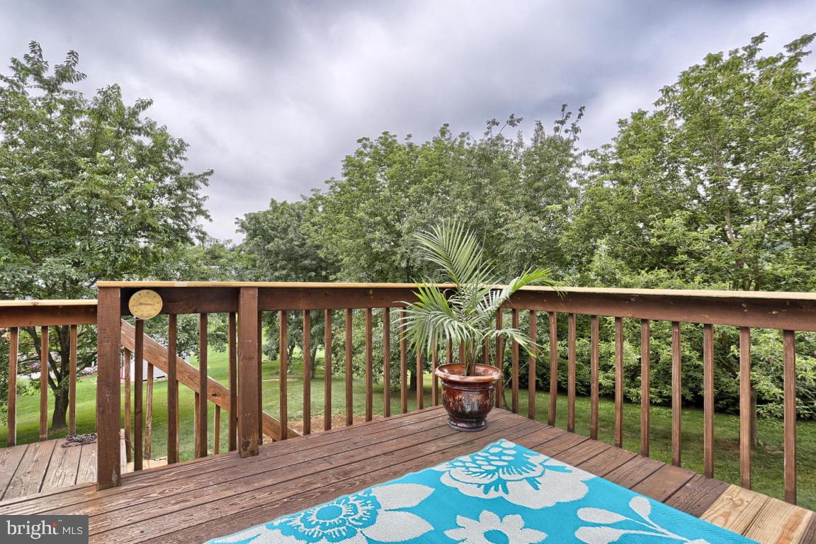 19 Edgewood Drive Lititz, PA 17543 - Photo 36 of 37 Gallery Image 36