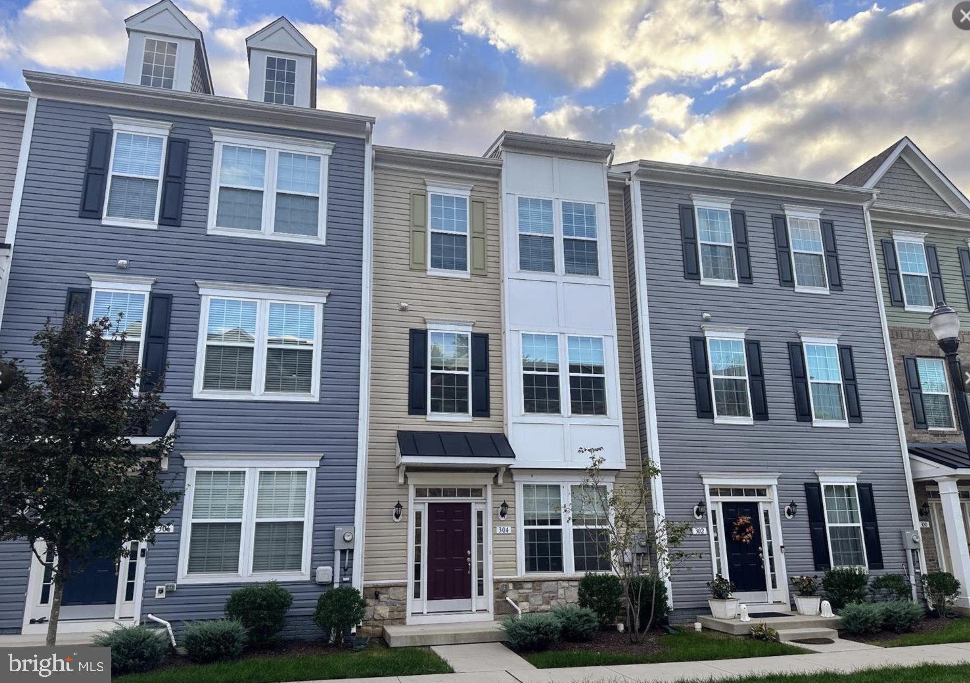 304 Spring Bank Way Frederick, MD 21701 - Photo 1 of 2