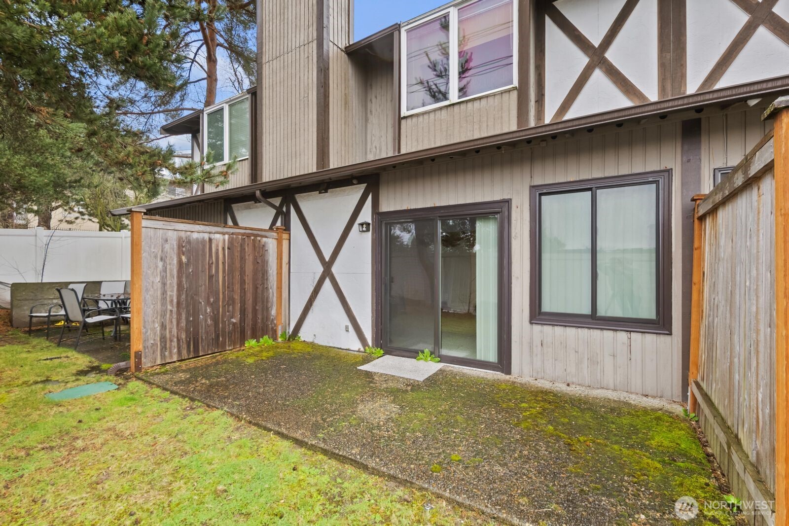 323 Southwest 112th Street, Unit 102 Seattle, WA 98146 - Photo 26 of 32
