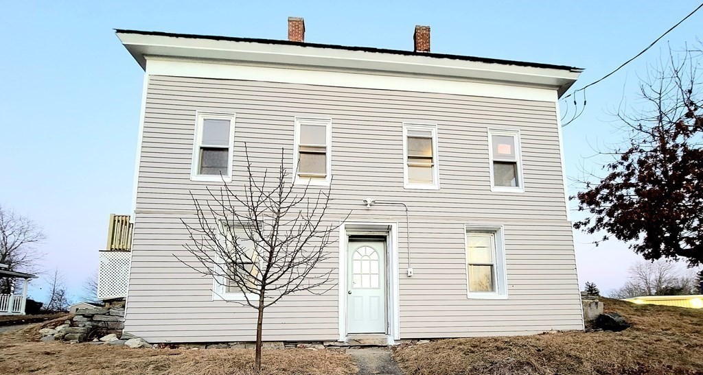 47 Thompson Road Webster, MA 01570 - Photo 11 of 40