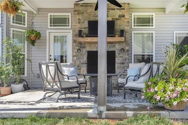 $839,900 | 1016 Bellevaux Place, St. Charles, MO 63301