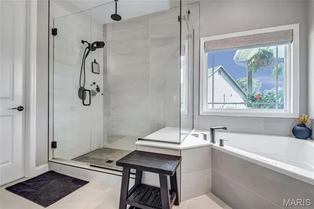 $839,900 | 1016 Bellevaux Place, St. Charles, MO 63301