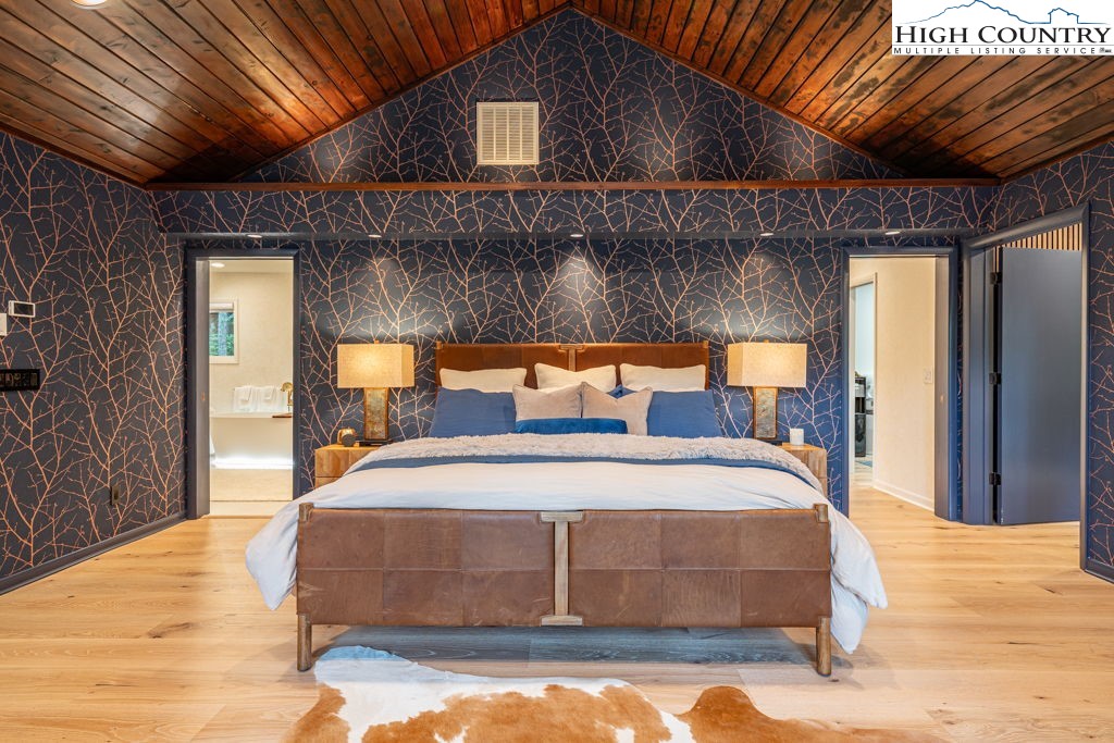 102 Ridge Drive Linville, NC 28646 - Photo 20 of 48